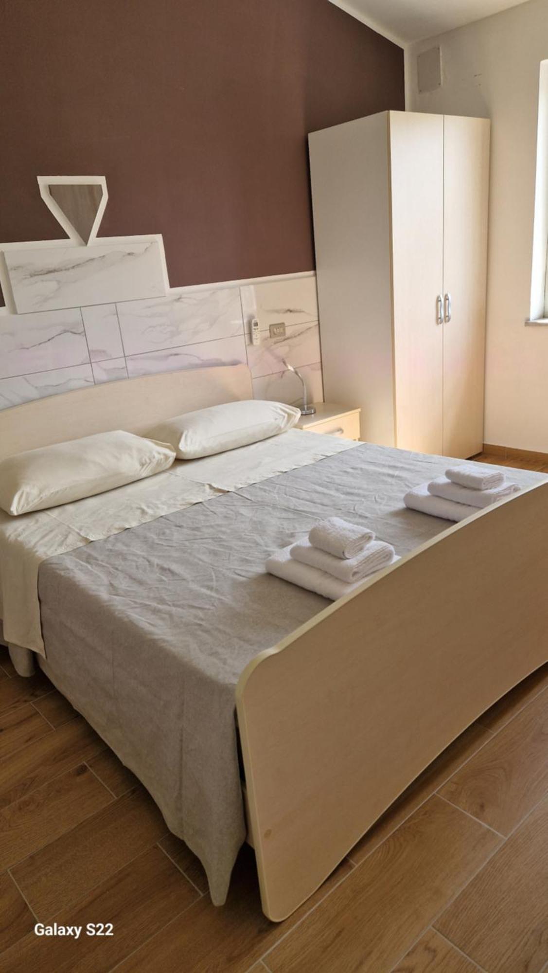 Bed and Breakfast Aria E Sole Caulonia Екстер'єр фото